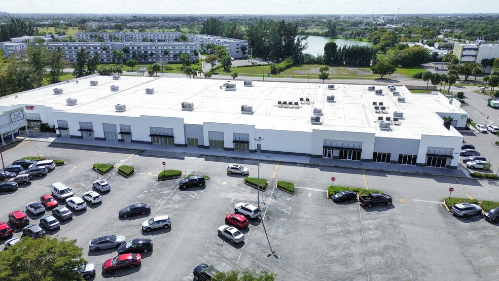 More Photos Of 27455 S Dixie Hwy, Homestead Storefront For Lease