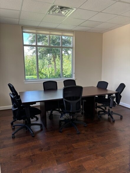 More Photos Of 1526 Katy Gap Rd, Katy Medical For Sale