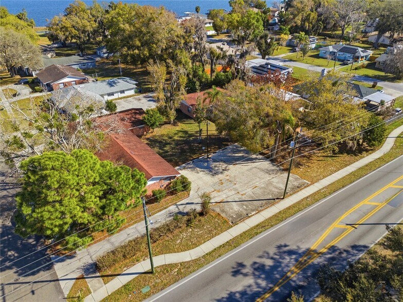 More Photos Of 2300 W Cannon Ter NW, Winter Haven Apartments For Sale
