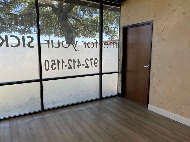 More Photos Of 8600-8602 State Highway 66, Rowlett Unknown For Sale