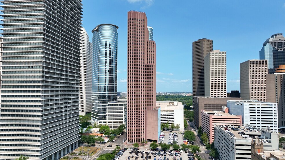 Primary Photo Of 1415 Louisiana St, Houston Coworking Space