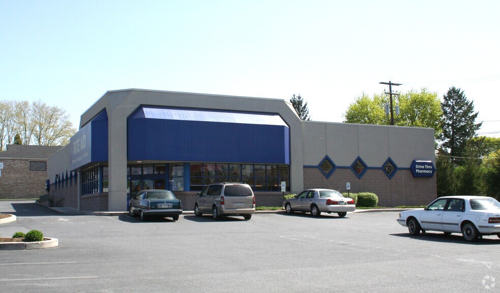 Primary Photo Of 3601 Walnut St, Harrisburg General Retail For Sale