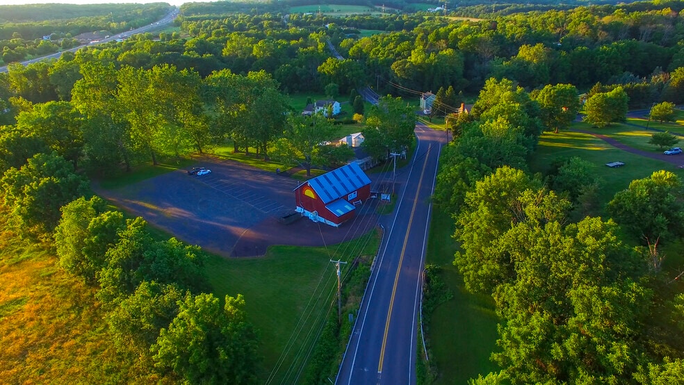 More Photos Of 898 Allentown Rd, Telford Restaurant For Sale