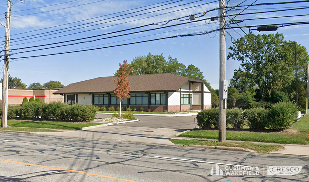 More Photos Of 24025 Lorain Rd, North Olmsted Medical For Sale