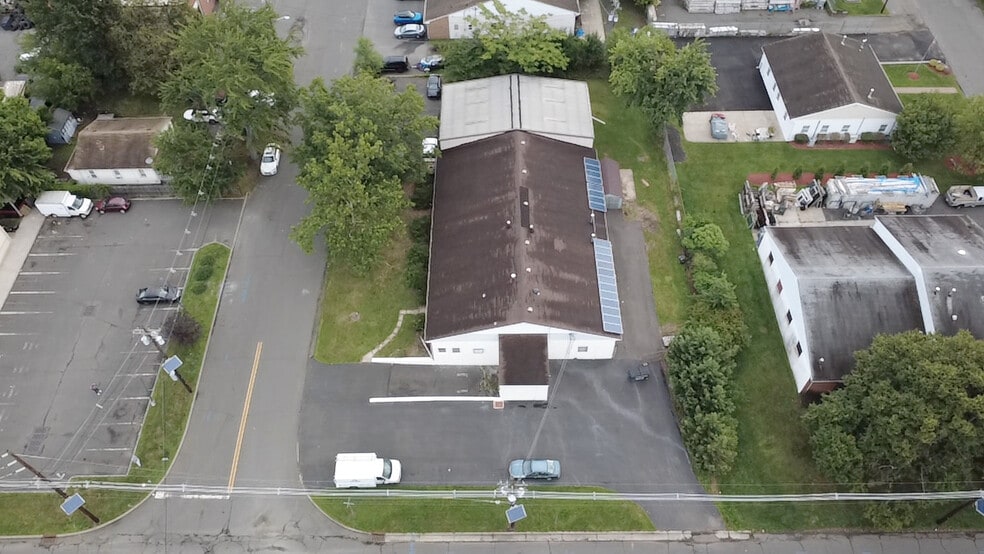 More Photos Of 220 Mountain Ave, Middlesex Warehouse For Sale