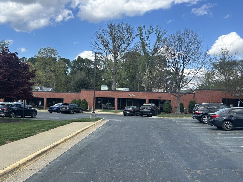 More Photos Of 5910-6040 Six Forks rd, Raleigh Office For Lease