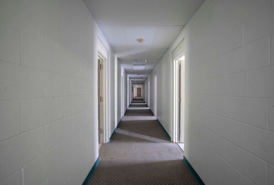 More Photos Of 1214 S Bridge Ave, Weslaco Schools For Sale