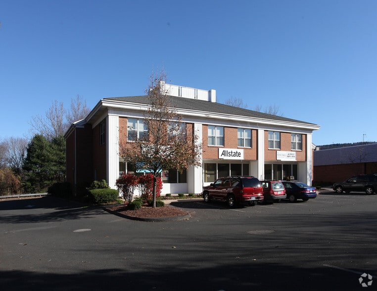 More Photos Of 56 E Main St, Avon Freestanding For Lease