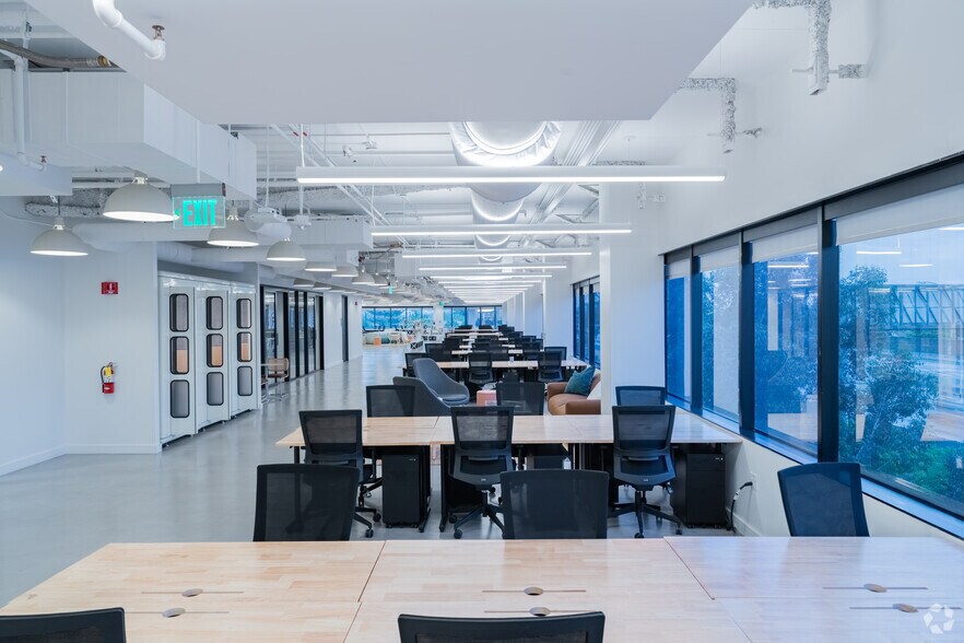 More Photos Of 3000 S Robertson Blvd, Los Angeles Loft Creative Space For Lease