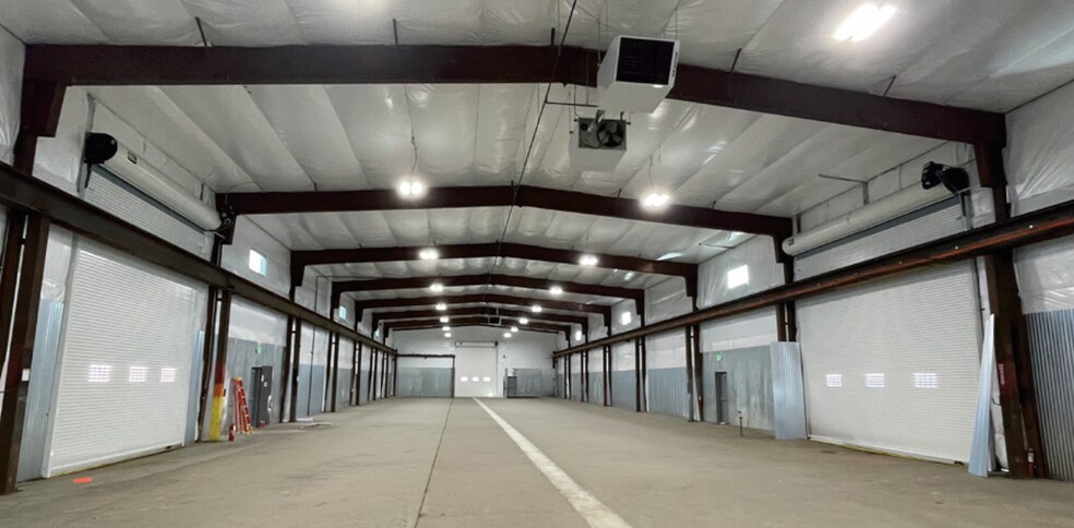 More Photos Of 2821-2823 S Craig Rd, Airway Heights Manufacturing For Lease