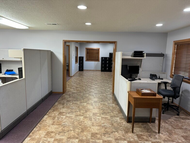 More Photos Of 1015 N 9th Ave, Brandon Industrial For Lease