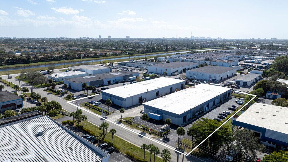 More Photos Of 3740 Prospect Ave, Riviera Beach Unknown For Lease