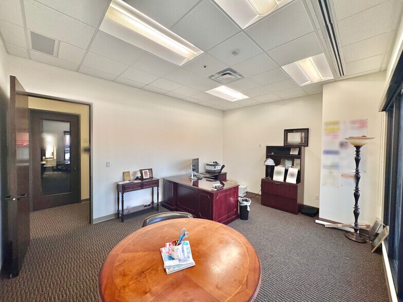 More Photos Of 2701 Sunset Ridge Dr, Rockwall Office For Lease