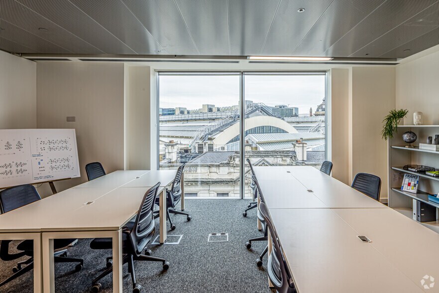 More Photos Of 25 Wilton Rd, London Coworking Space