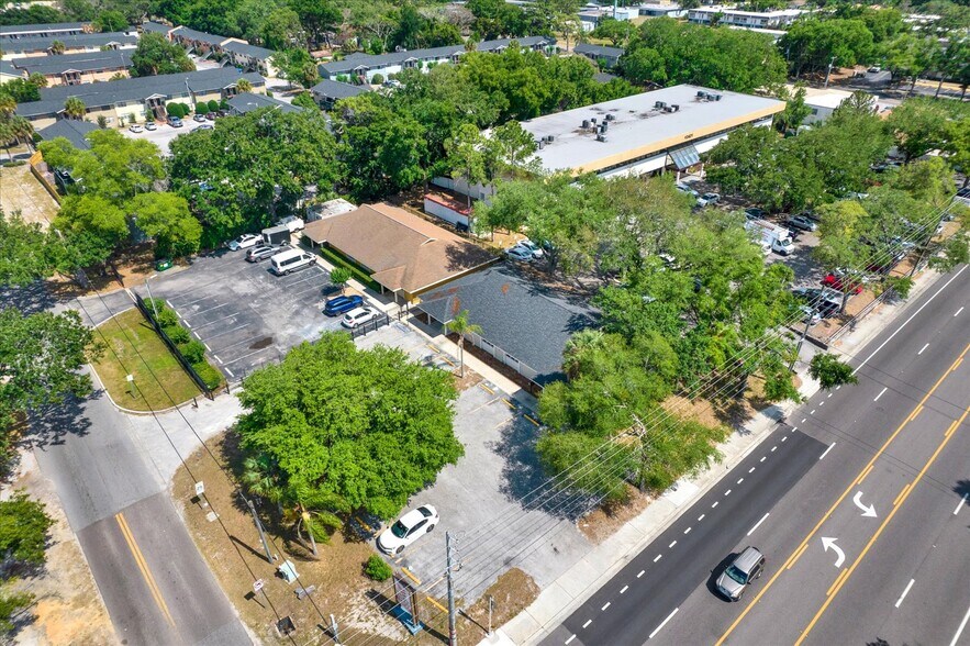 More Photos Of 12425 N Florida Ave, Tampa Medical For Sale