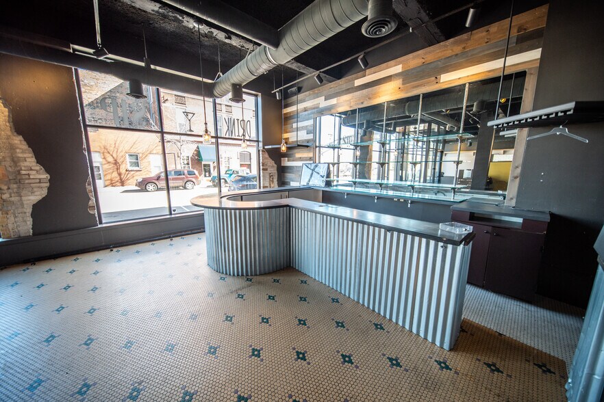 More Photos Of 100 Sibley St, Hastings Restaurant For Sale