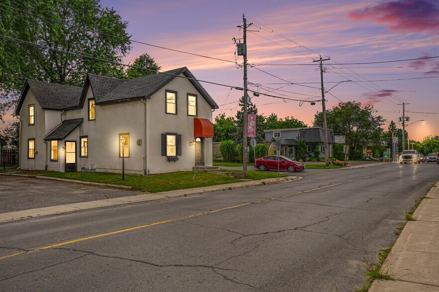 More Photos Of 616 Rideau St, Kemptville Office For Sale