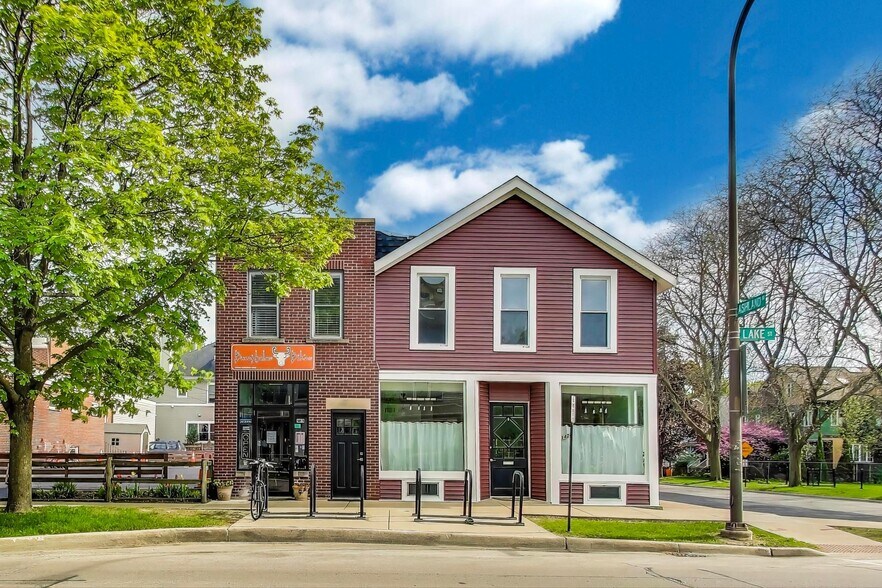 Primary Photo Of 1424 Lake St, Evanston Storefront Retail Residential For Lease