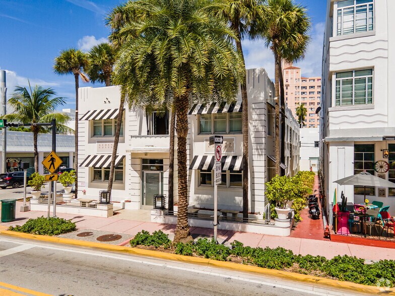More Photos Of 800 Collins Ave, Miami Beach Storefront Retail Office For Sale