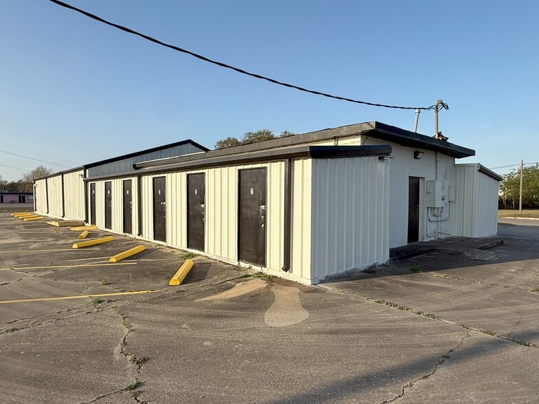 More Photos Of 530 W Cleveland Blvd, Aransas Pass Self Storage For Sale