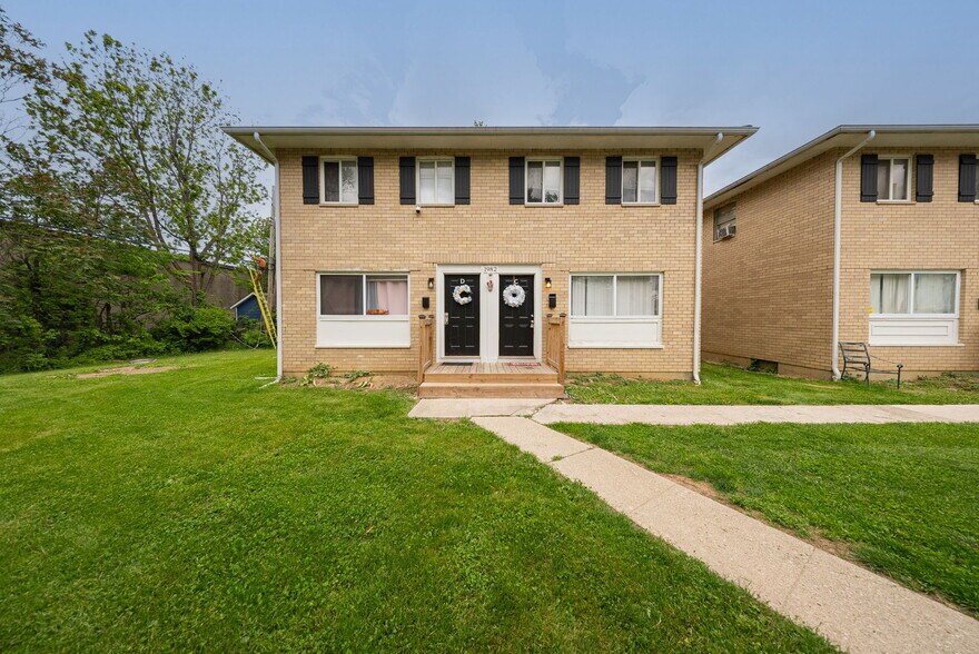 More Photos Of 1975-1982 Dunbar Dr, Columbus Apartments For Sale