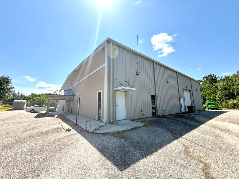 More Photos Of 12760 Lorraine Rd, Biloxi General Retail For Lease