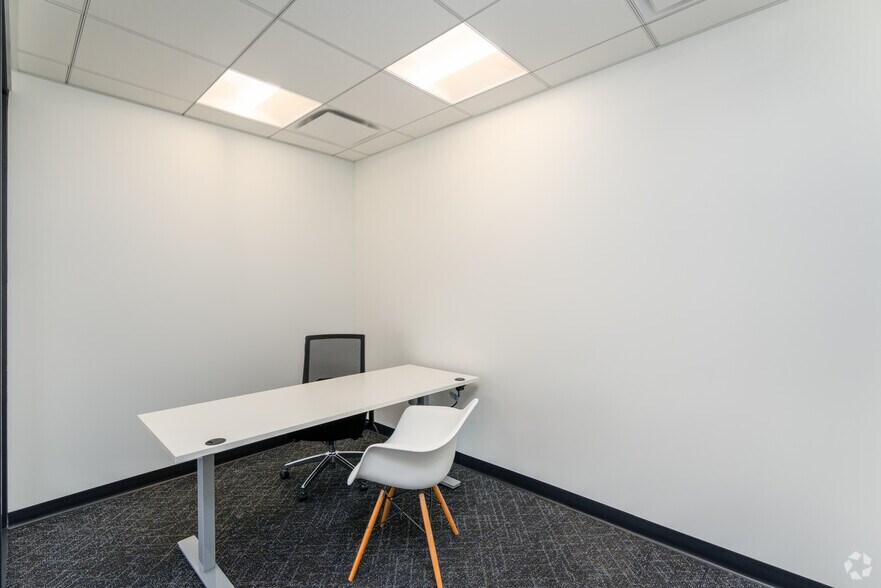 More Photos Of 1302 Madera Rd, Simi Valley Office For Lease