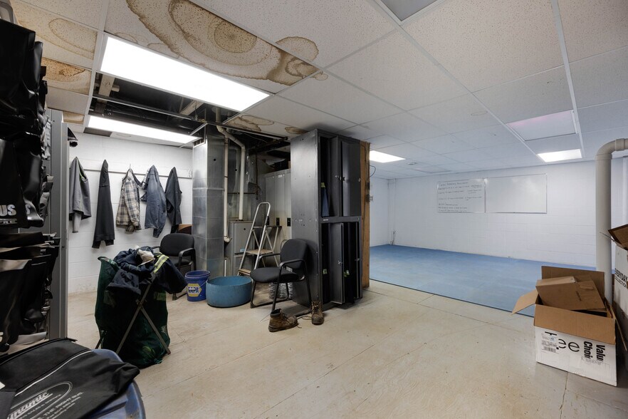 More Photos Of 8030 Golosky Av, Fort McMurray Truck Terminal For Lease