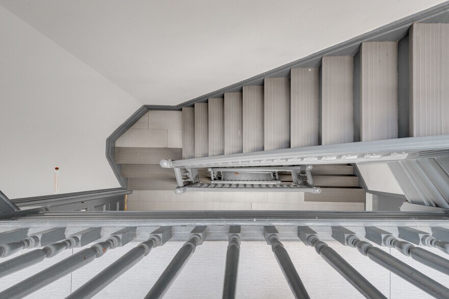 More Photos Of 528 5th St, Brooklyn Apartments For Sale