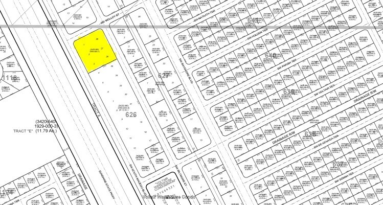 More Photos Of 1801-1817 SW South Macedo Blvd, Port Saint Lucie Light Distribution For Lease