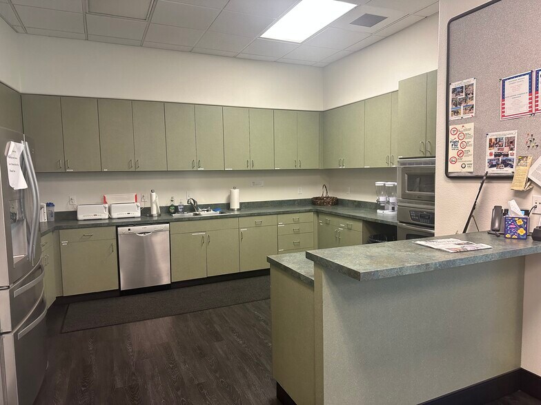 More Photos Of 5441 Kietzke Ln, Reno Office For Lease