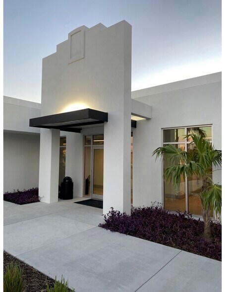 More Photos Of 27975 Old 41 Rd, Bonita Springs Loft Creative Space For Lease