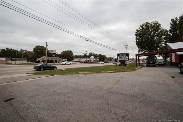 More Photos Of 11710 S Memorial Dr, Bixby Religious Facility For Sale