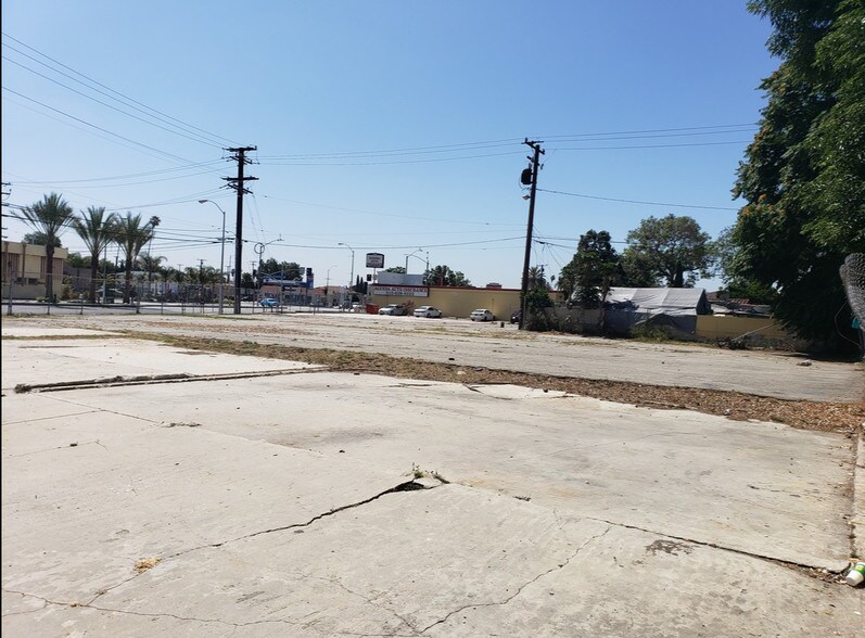 More Photos Of 10699 Long Beach Blvd, Lynwood Land For Lease