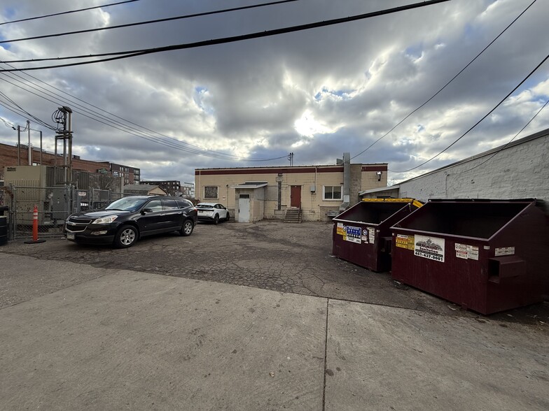 More Photos Of 251-253 7th St W, Saint Paul Storefront Retail Office For Lease