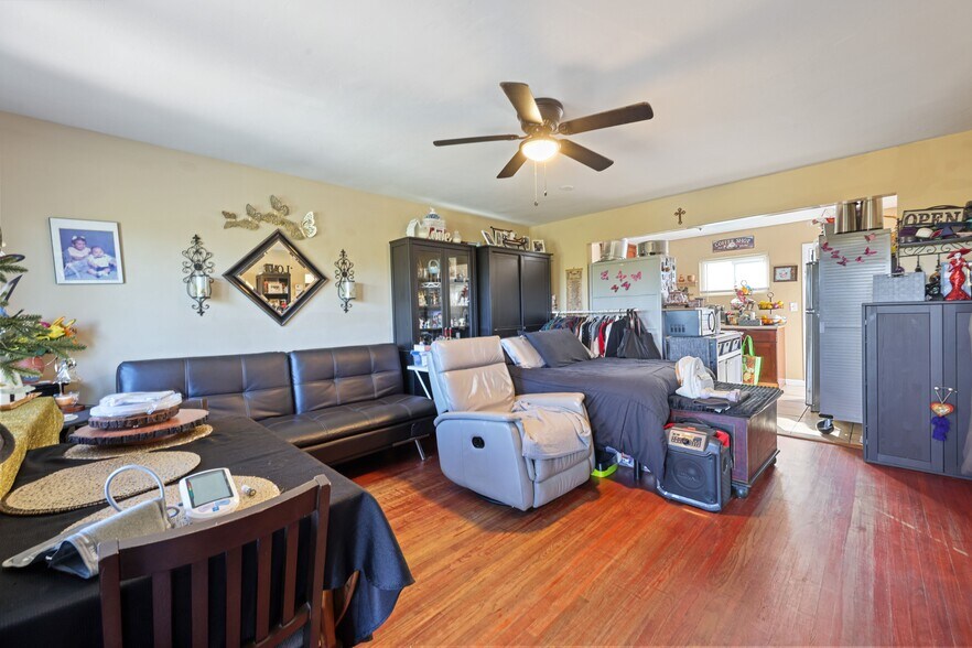 More Photos Of 853 S 32nd St, San Diego Apartments For Sale