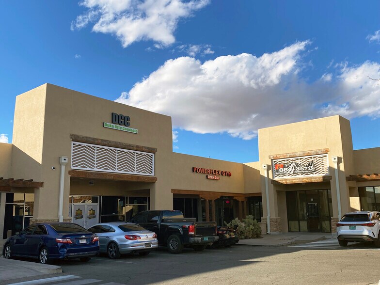 More Photos Of 6601 4th St NW, Albuquerque Restaurant For Lease