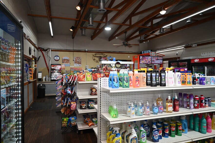 More Photos Of 121 S Berry St, Burkburnett Restaurant For Sale