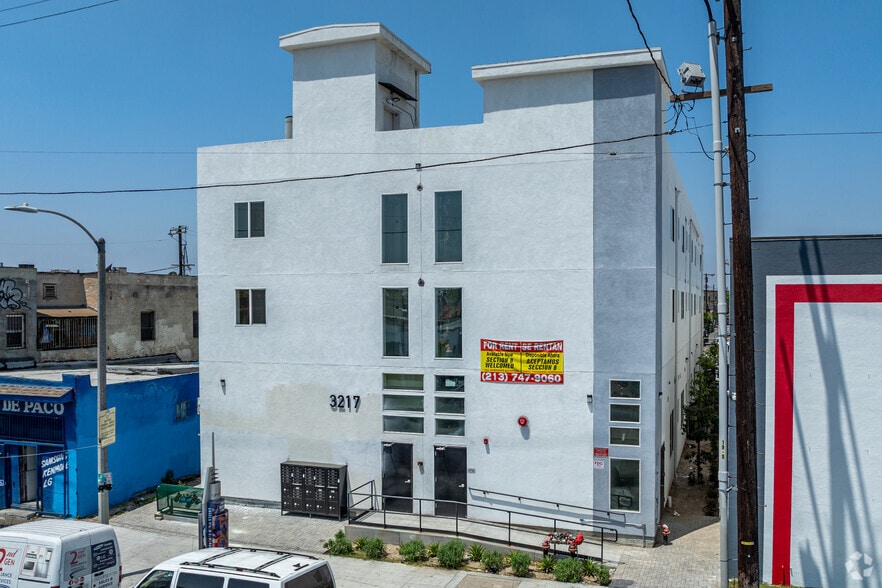 More Photos Of 3217 S Central Ave, Los Angeles Apartments For Sale