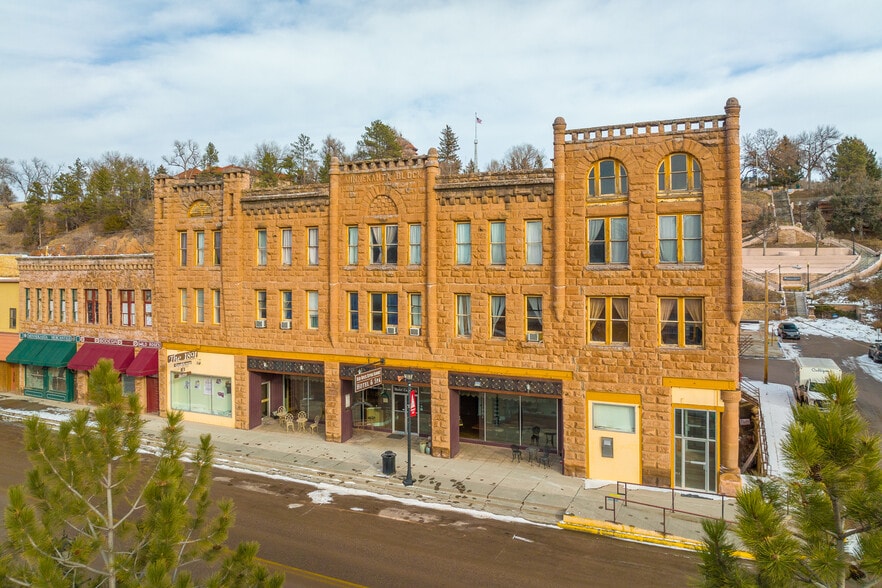 More Photos Of 603 N River St, Hot Springs Hotel For Sale