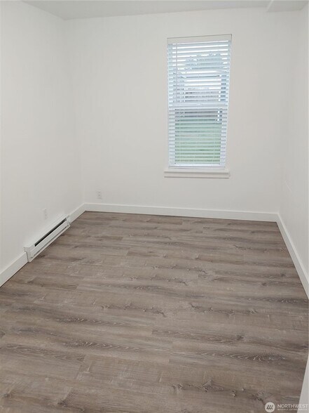 More Photos Of 1700 California Ave S, Long Beach Apartments For Sale