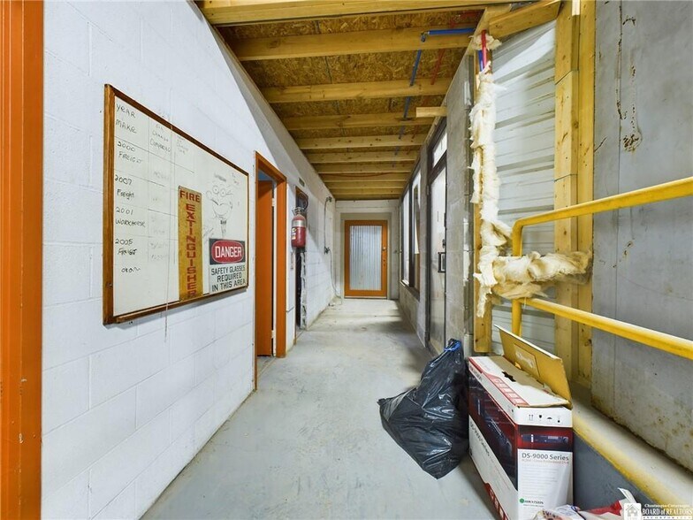 More Photos Of 1621 Washington St, Olean Auto Repair For Sale