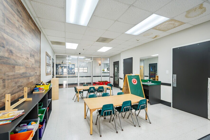 More Photos Of 10002 Camino Bandera, San Antonio Daycare Center For Sale