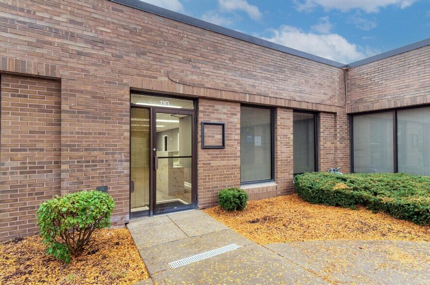 Primary Photo Of 4260 Westbrook Dr, Aurora Loft Creative Space For Lease