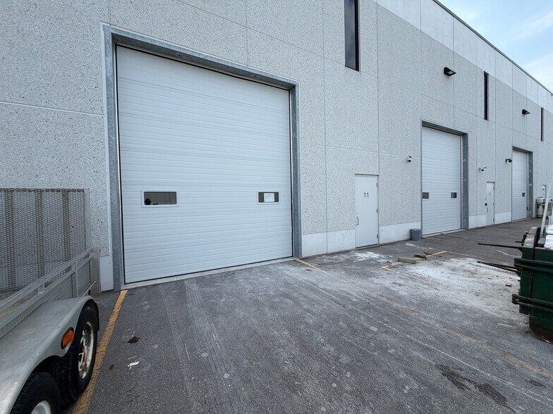 More Photos Of 45 Eric T Smith Way, Aurora Warehouse For Sale
