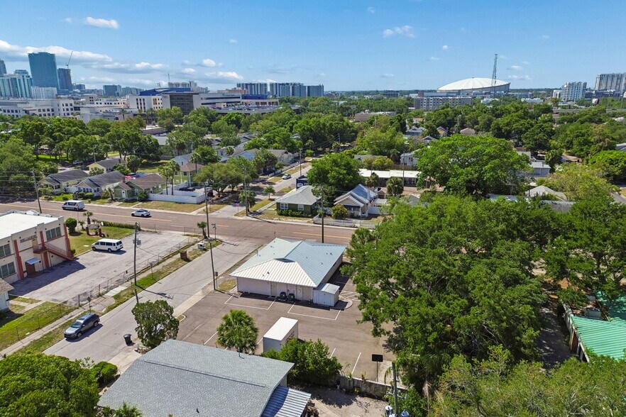 More Photos Of 1401 9th Ave N, Saint Petersburg Medical For Sale