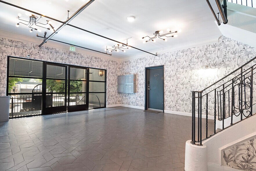 More Photos Of 681 Shatto Pl, Los Angeles Multifamily For Sale
