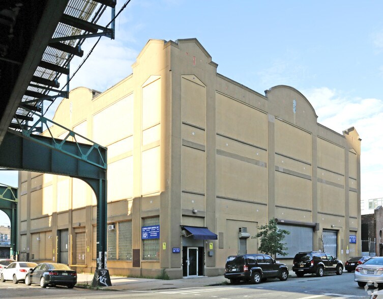 More Photos Of 21-44 44th Rd, Long Island City Industrial For Sale