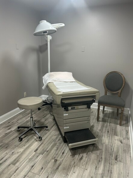 More Photos Of 3525 Holcomb Bridge Rd, Peachtree Corners Office Residential For Lease