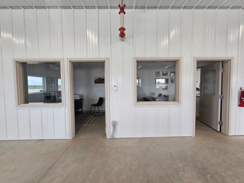 More Photos Of 26336 S Heritage Dr, Elwood Warehouse For Sale